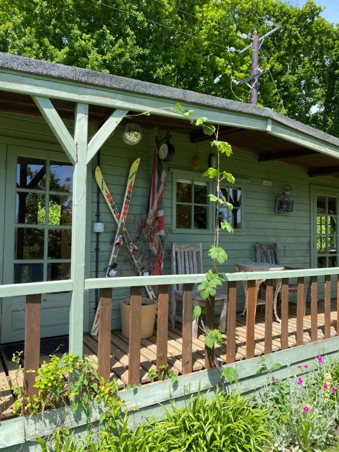 The Lodge On The Marsh Brading 외부 사진