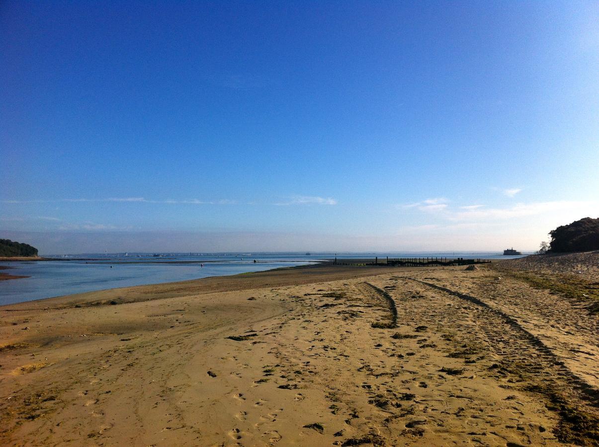 The Lodge On The Marsh Brading 외부 사진